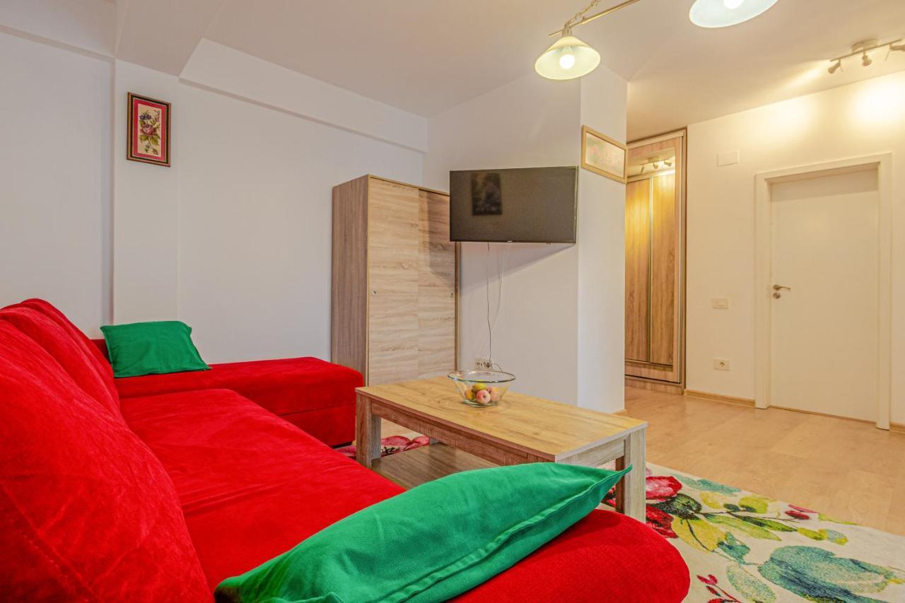 Opera Apart Apartment Брашов Екстериор снимка
